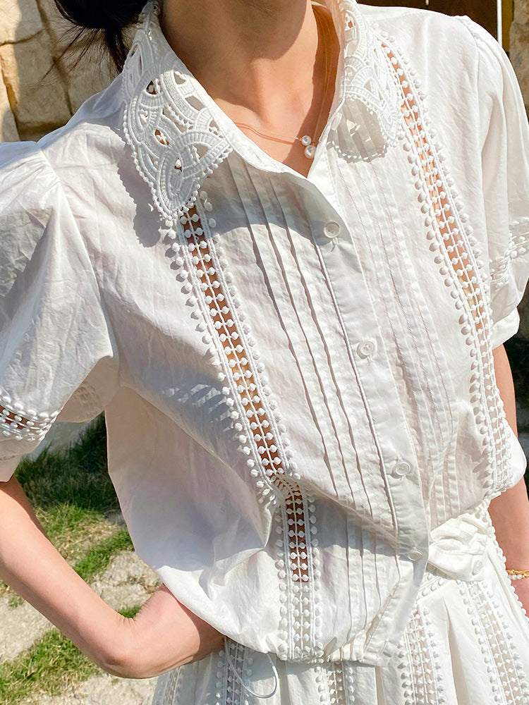 white short sleeve striped shirt