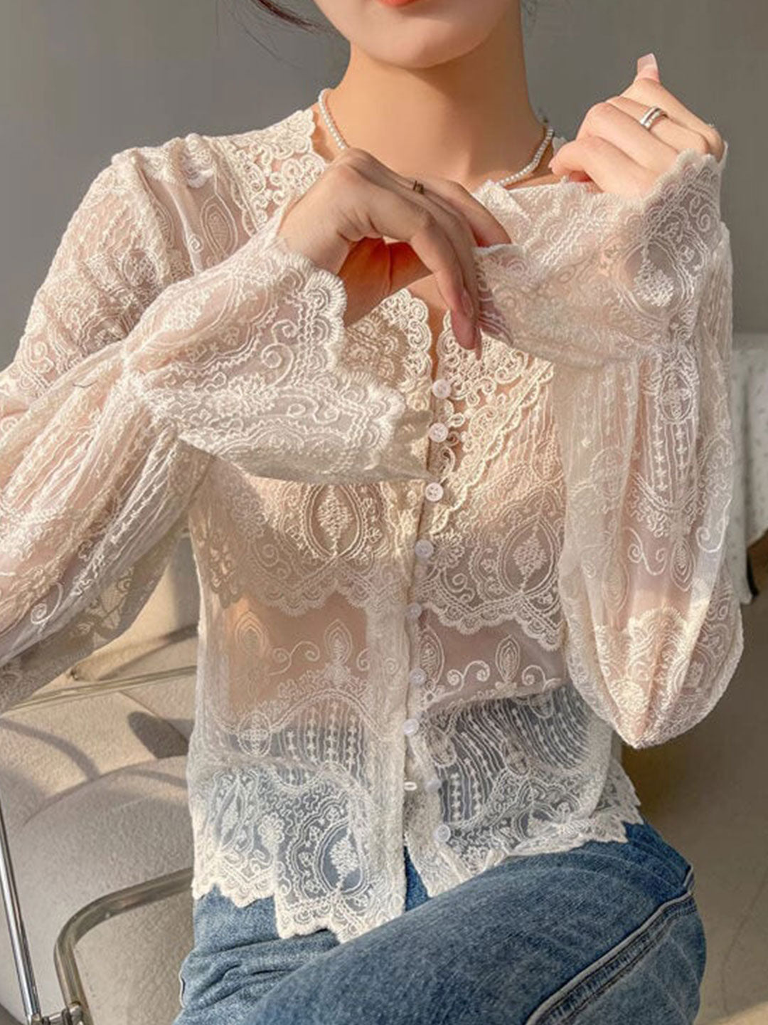 martha Slim V-Neck Hollowed Lace Top