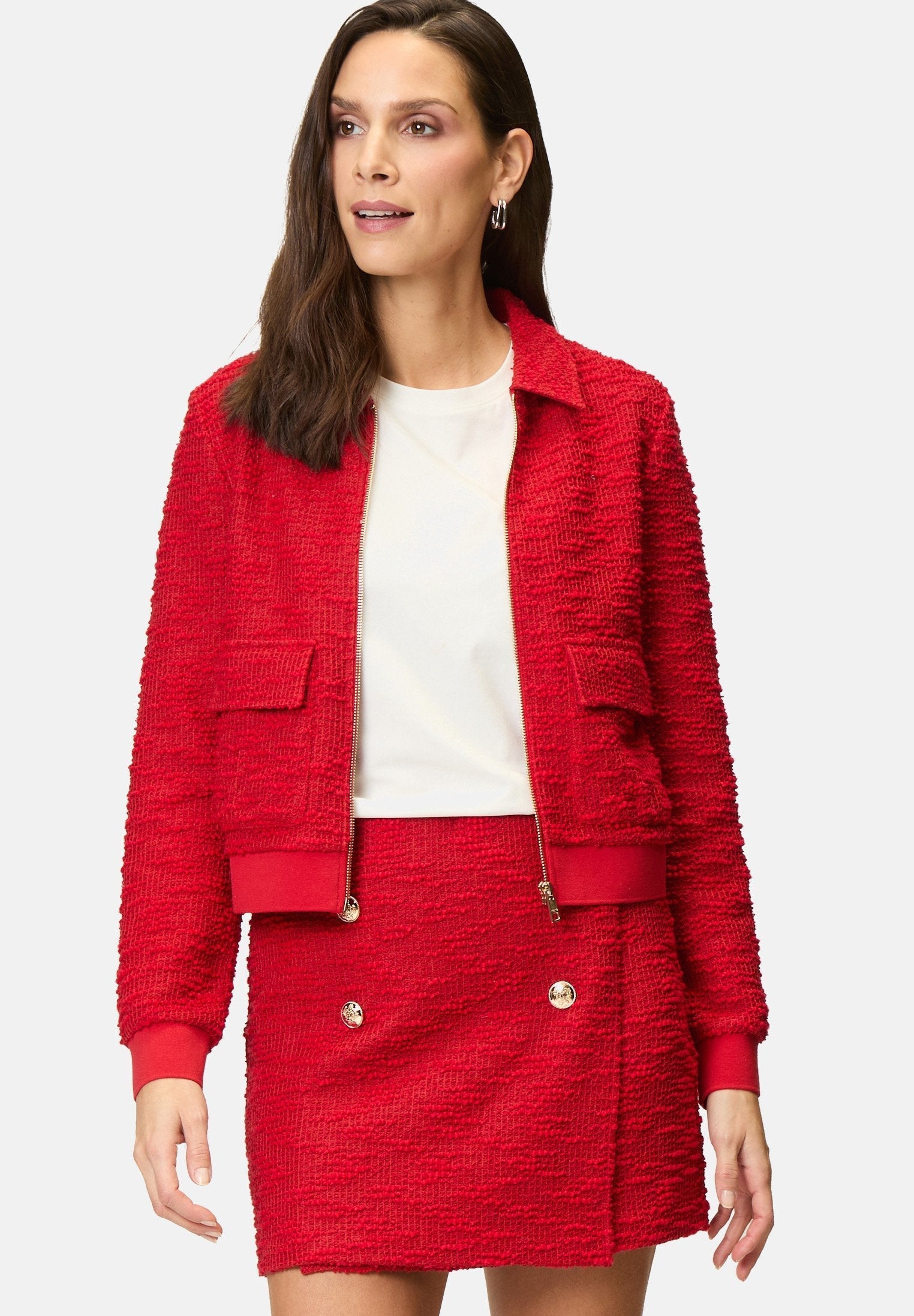 Plain jacket skirt set in red