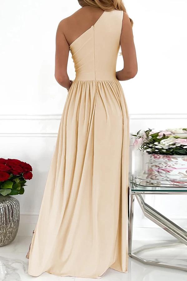 Novella One Shoulder Maxi Dress