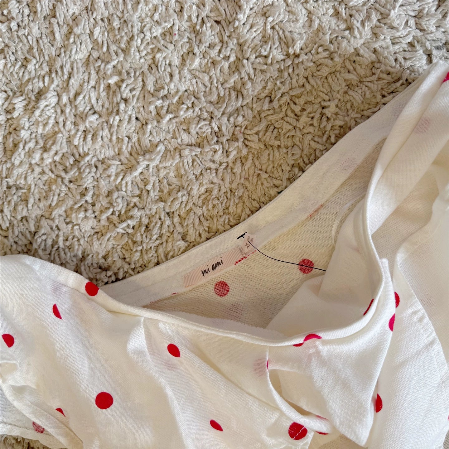 polka dot ruffle one-sided off-the-shoulder linen top