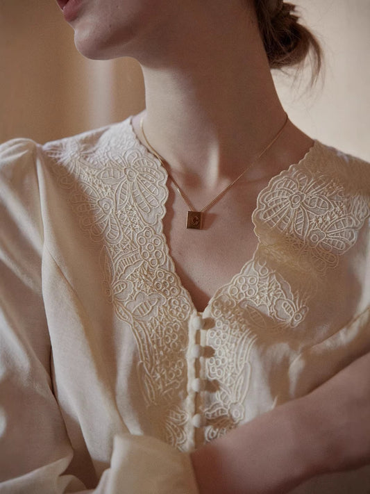 apricot embroidered V-neck French vintage chic shirt