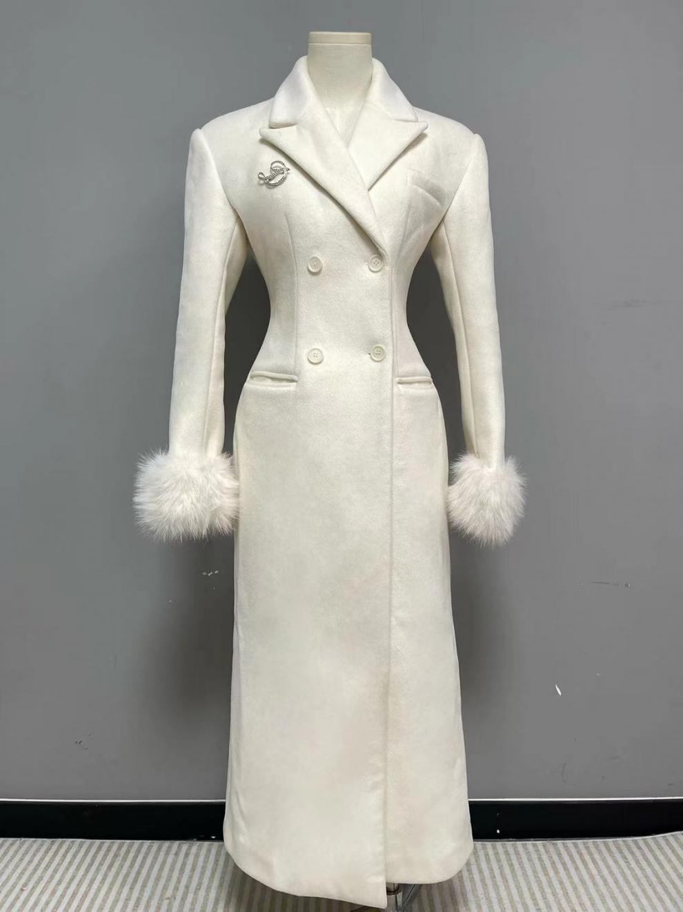 Ivory Slim faux fur mid-length woolen coat