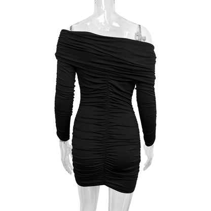 Long-sleeved off-shoulder strapless pleated bodycon dress