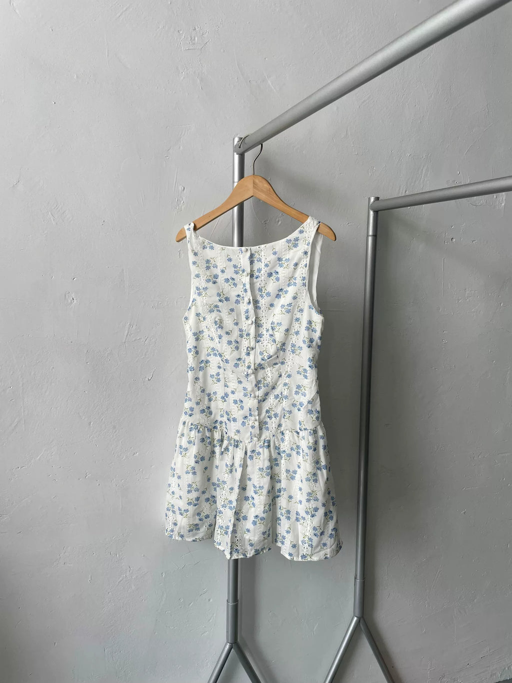 blue low-waisted backless dress