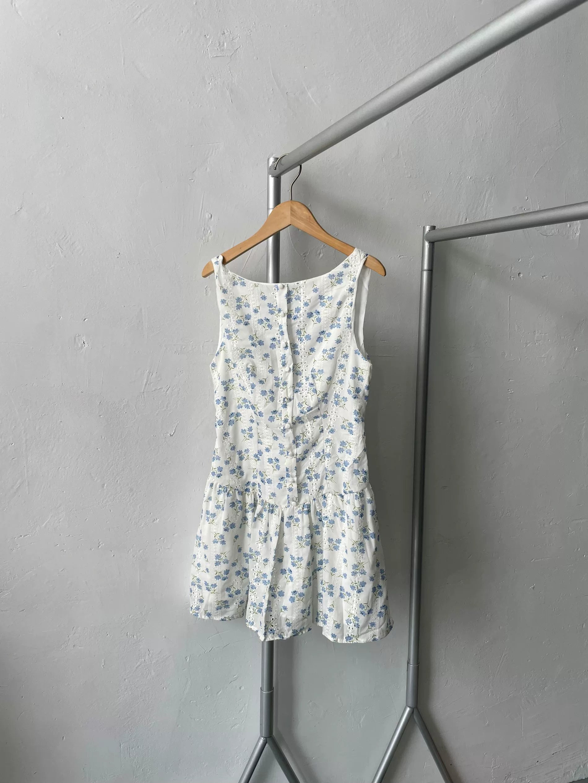 blue low-waisted backless dress