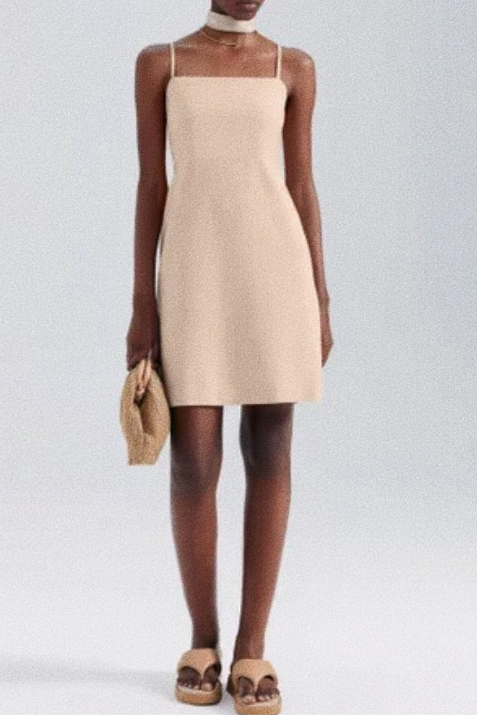 Backless linen dress with ties