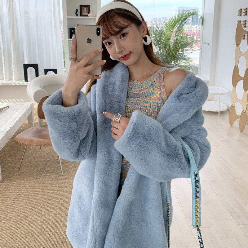 wendy white imitation fur coat