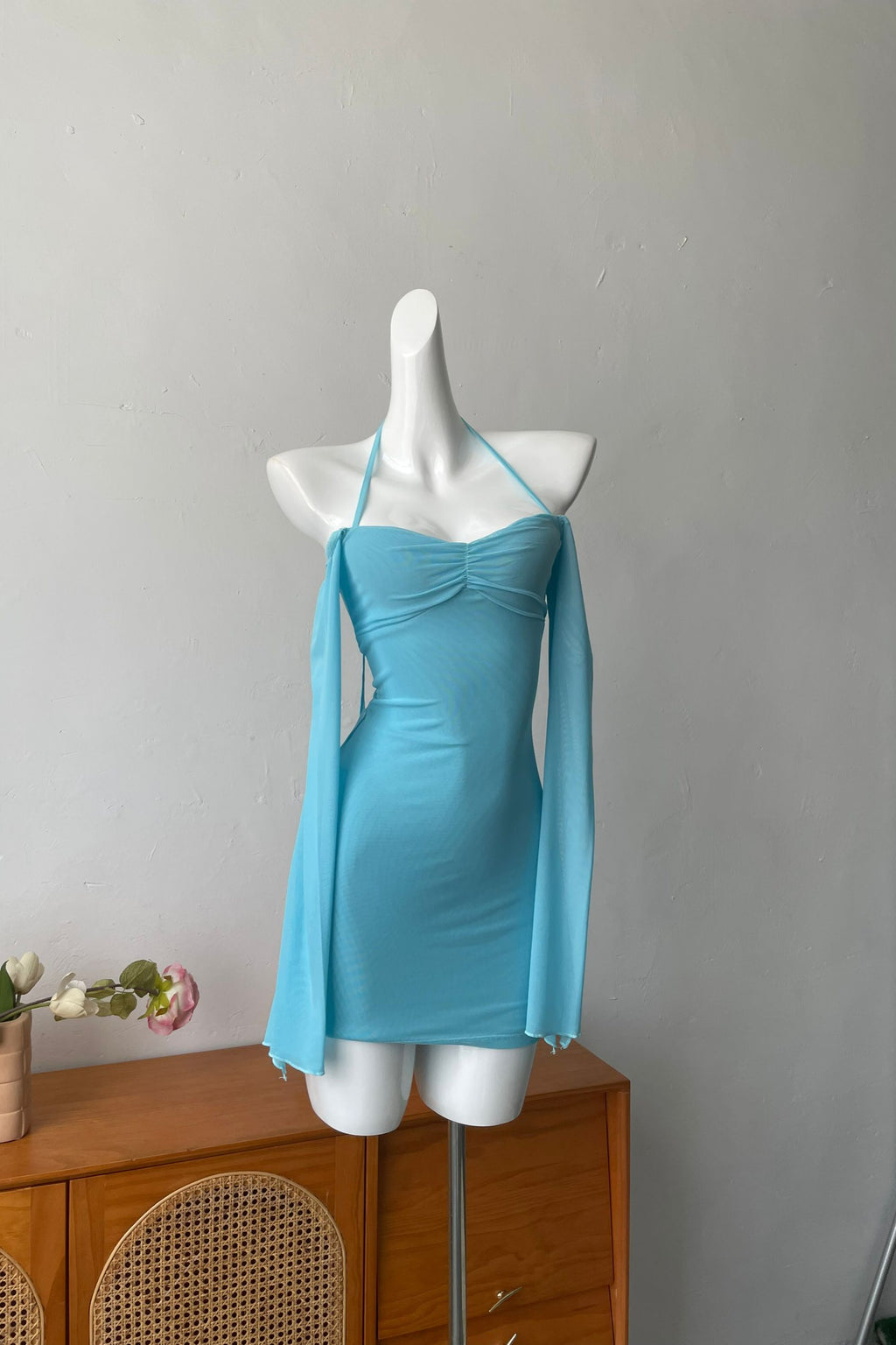 blue ruffled sleeve bandeau camisole dress