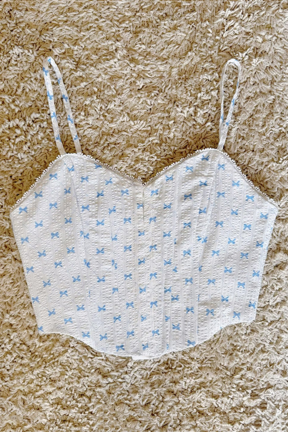 bow  textured high-waisted short suspender