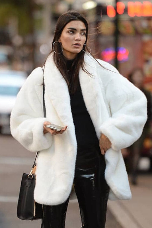 wendy white imitation fur coat