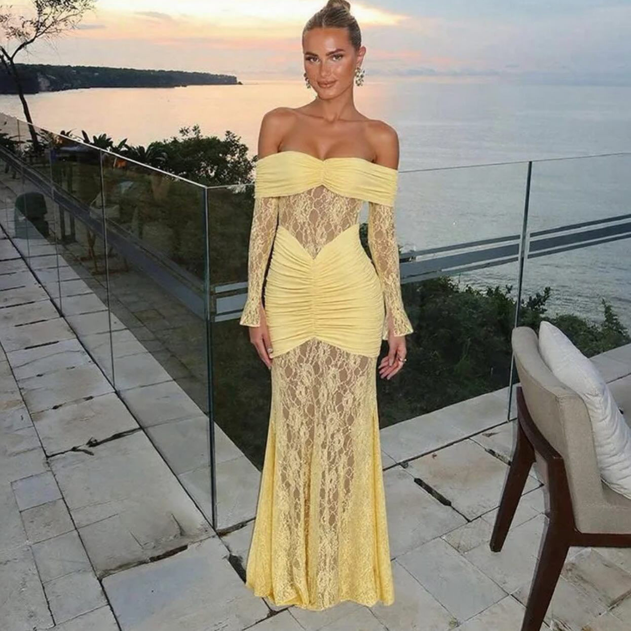 damla yellow Lace-trimmed flared sleeve fishtail dress