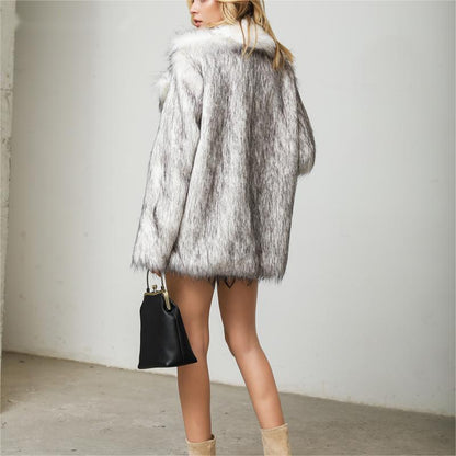 virginia White-black faux fur coat
