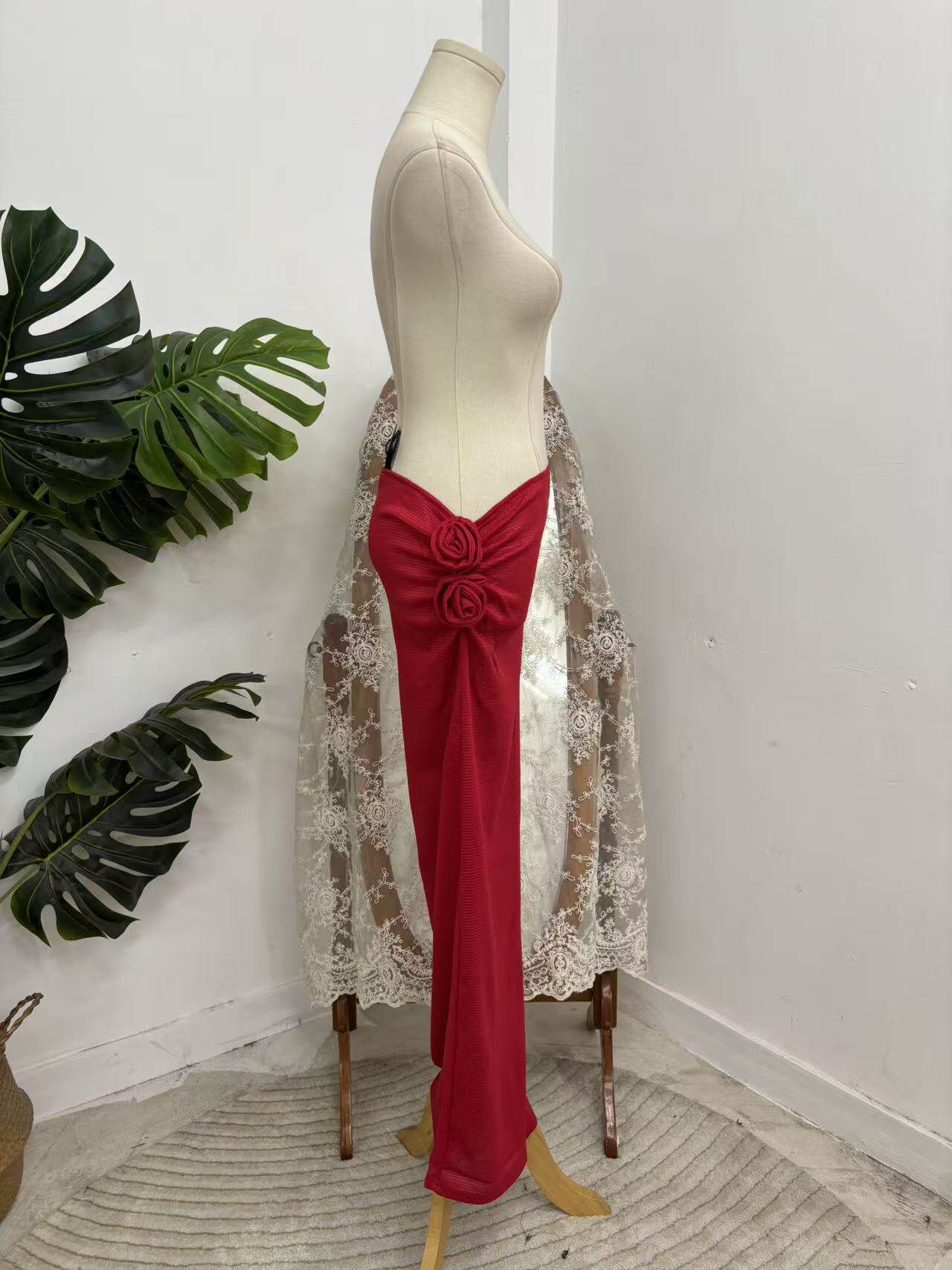 Red Knit Sheer Flower Skirt