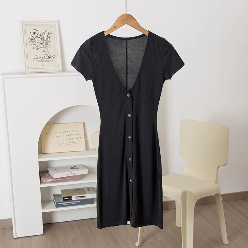 black V-neck short-sleeved knitted dress