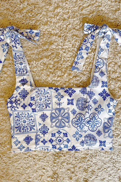 blue and white printed bow high-waisted short vest