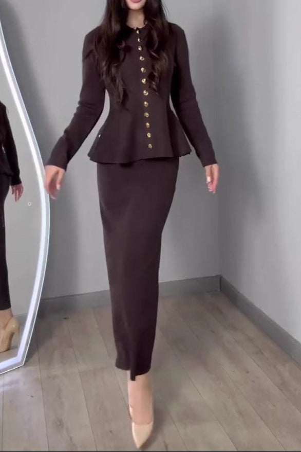 brown long-sleeved long skirt suit