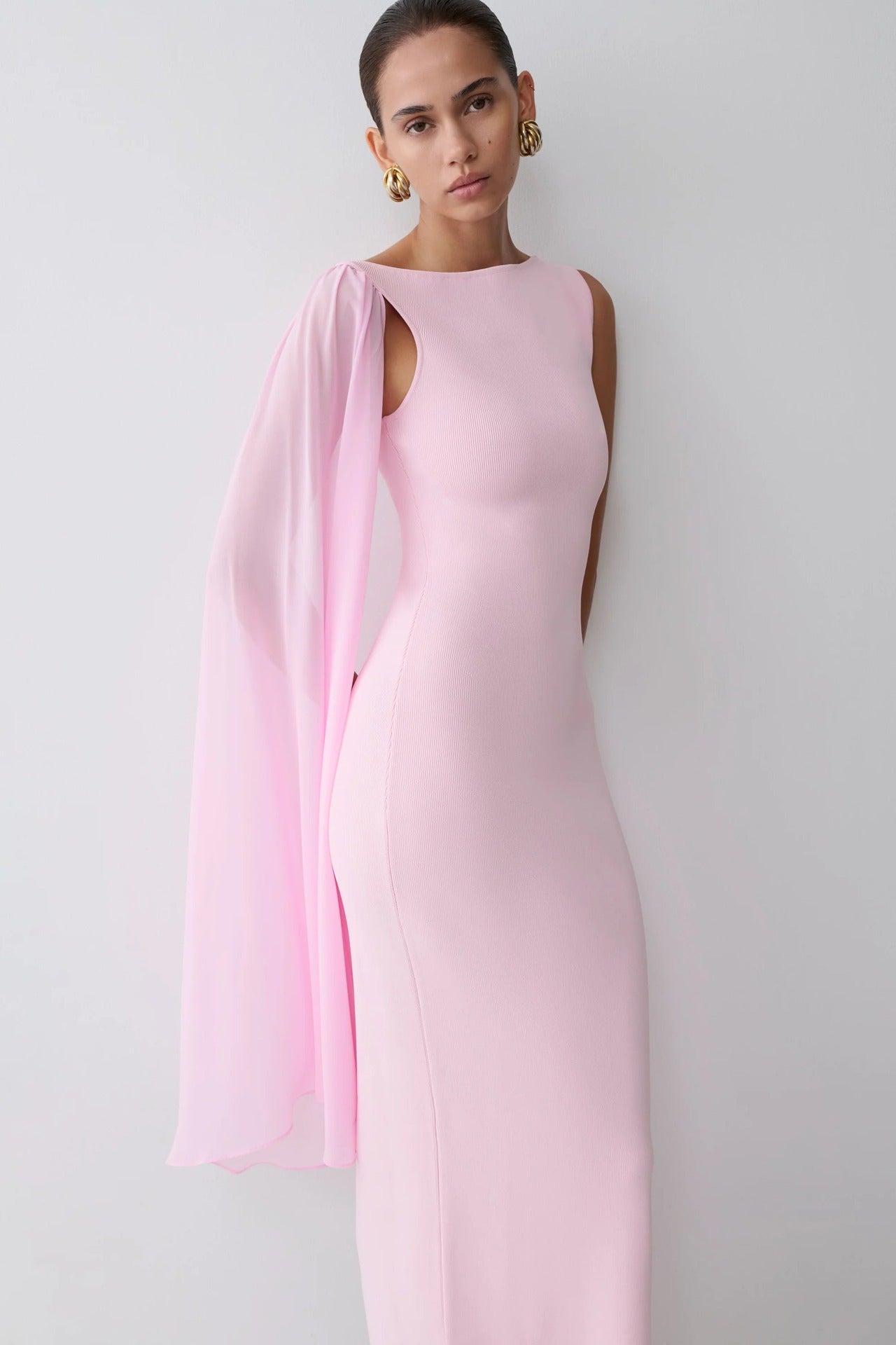 pink one-shoulder streamer hip-hugging dress