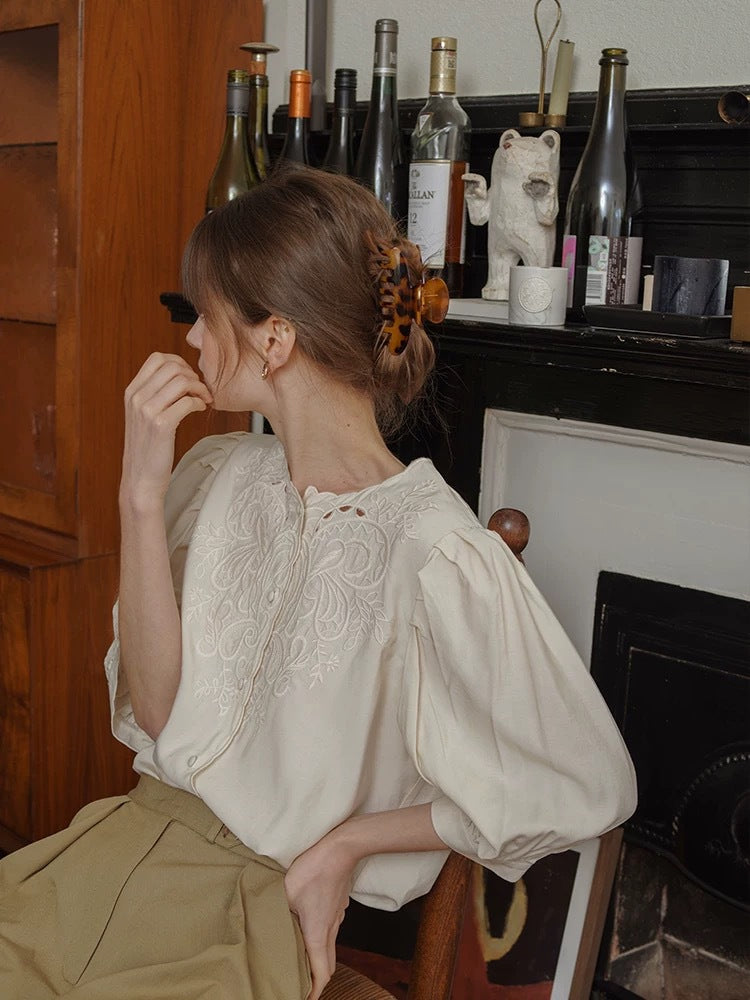 white embroidered cut-out  crew neck lantern sleeve shirt