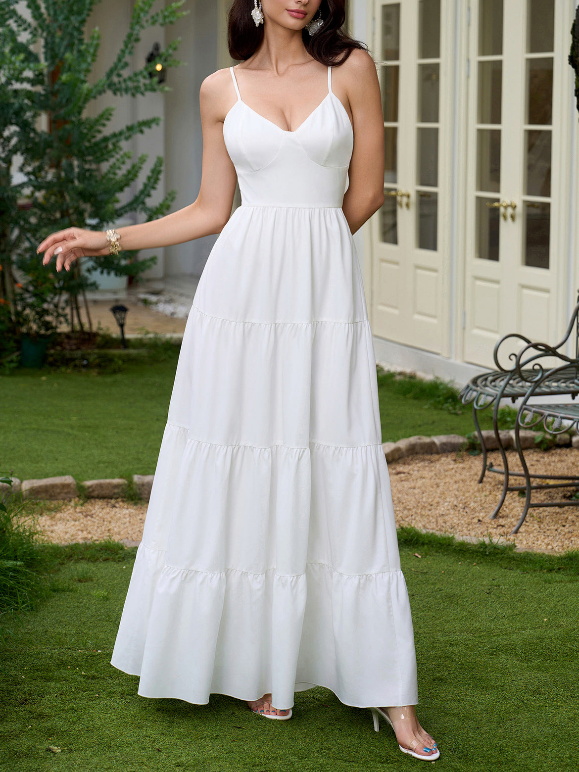 white V-neck backless camisole dress