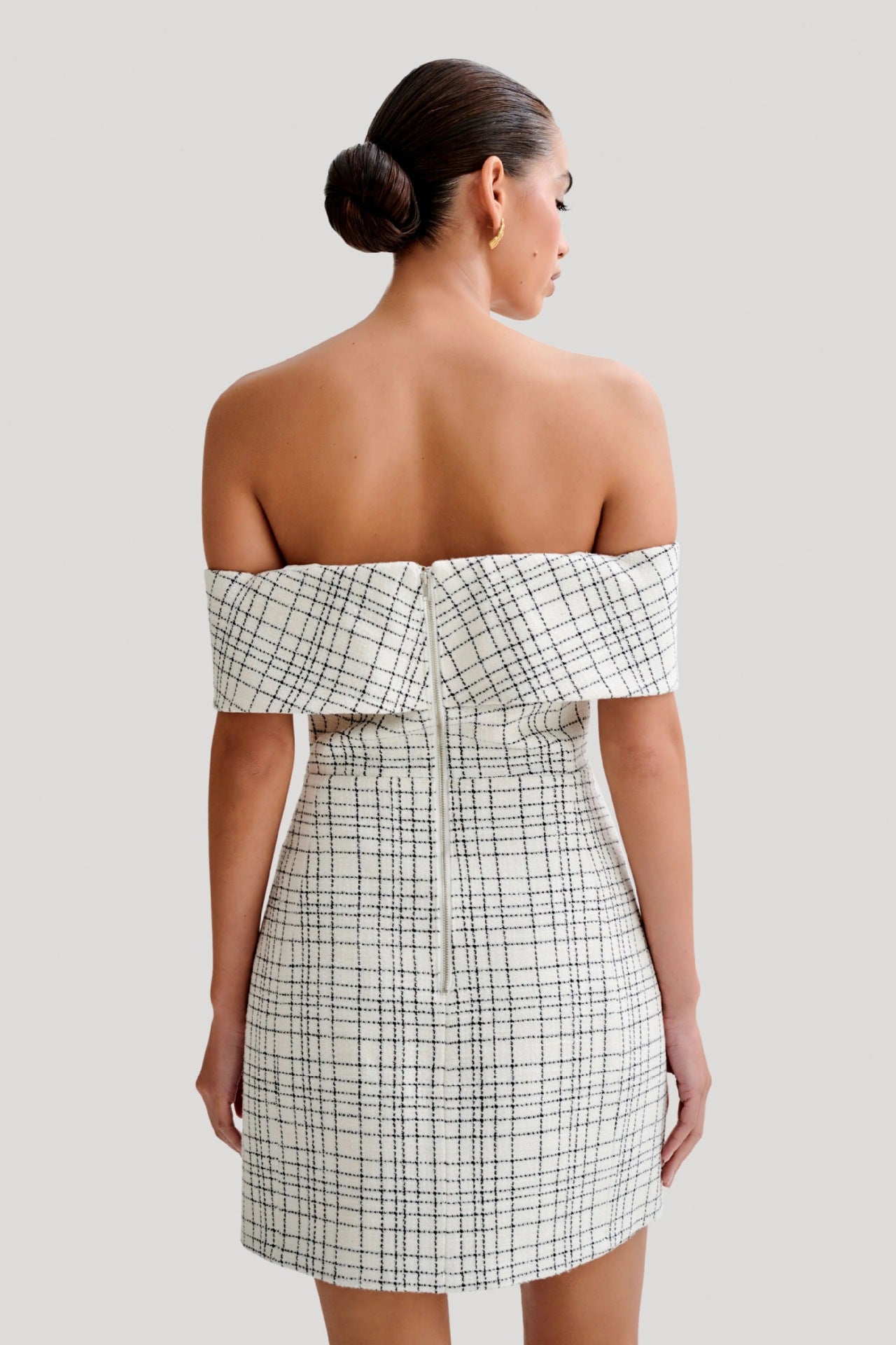 tight plaid A-line one-shoulder dress