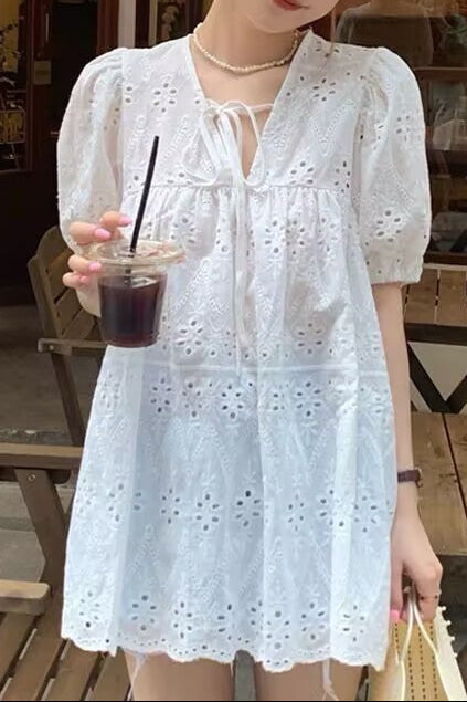 Hollow-out lace puff sleeve blouse