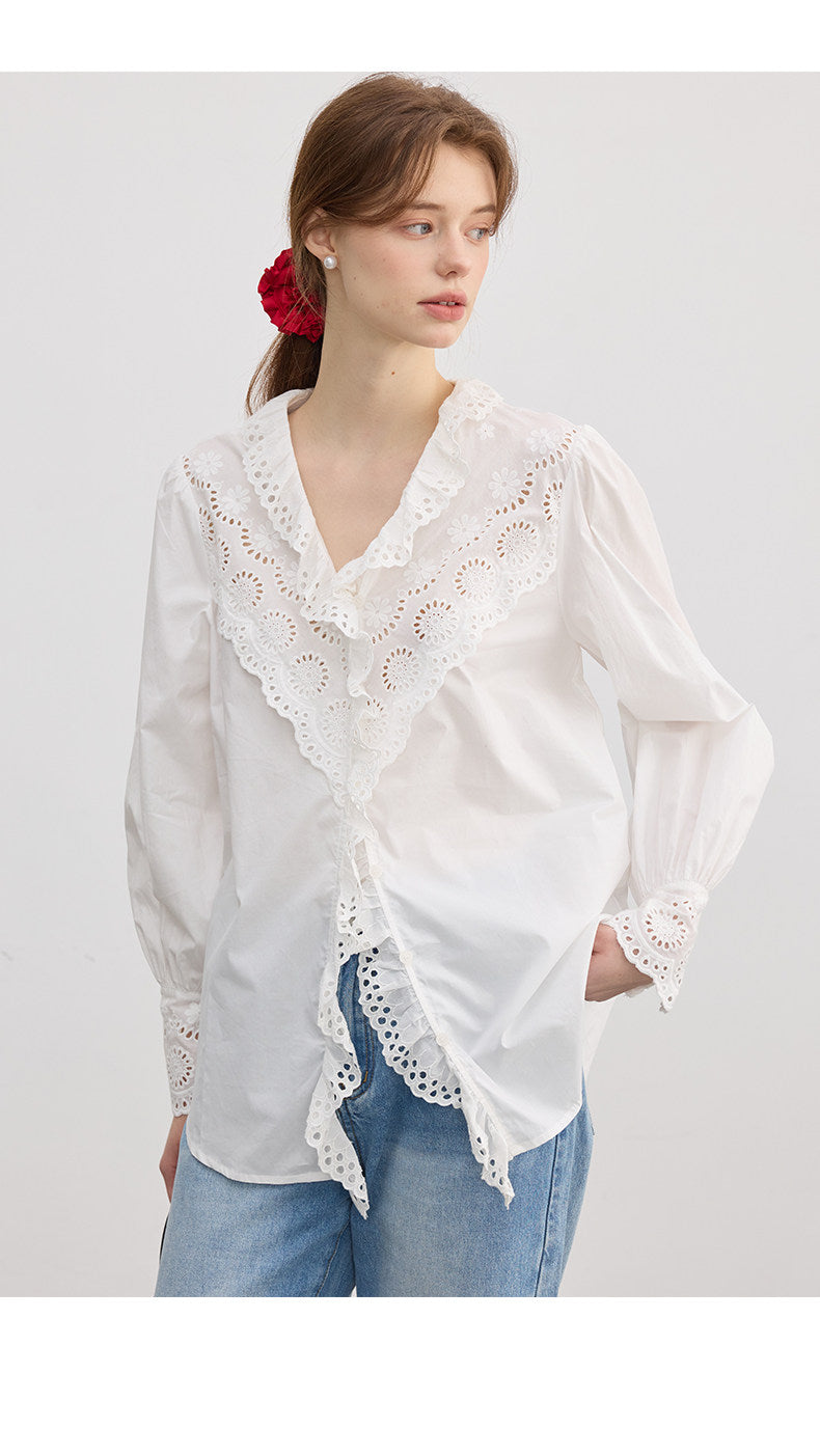 Loose V-neck long-sleeved shirt with ruffled lace embroidery