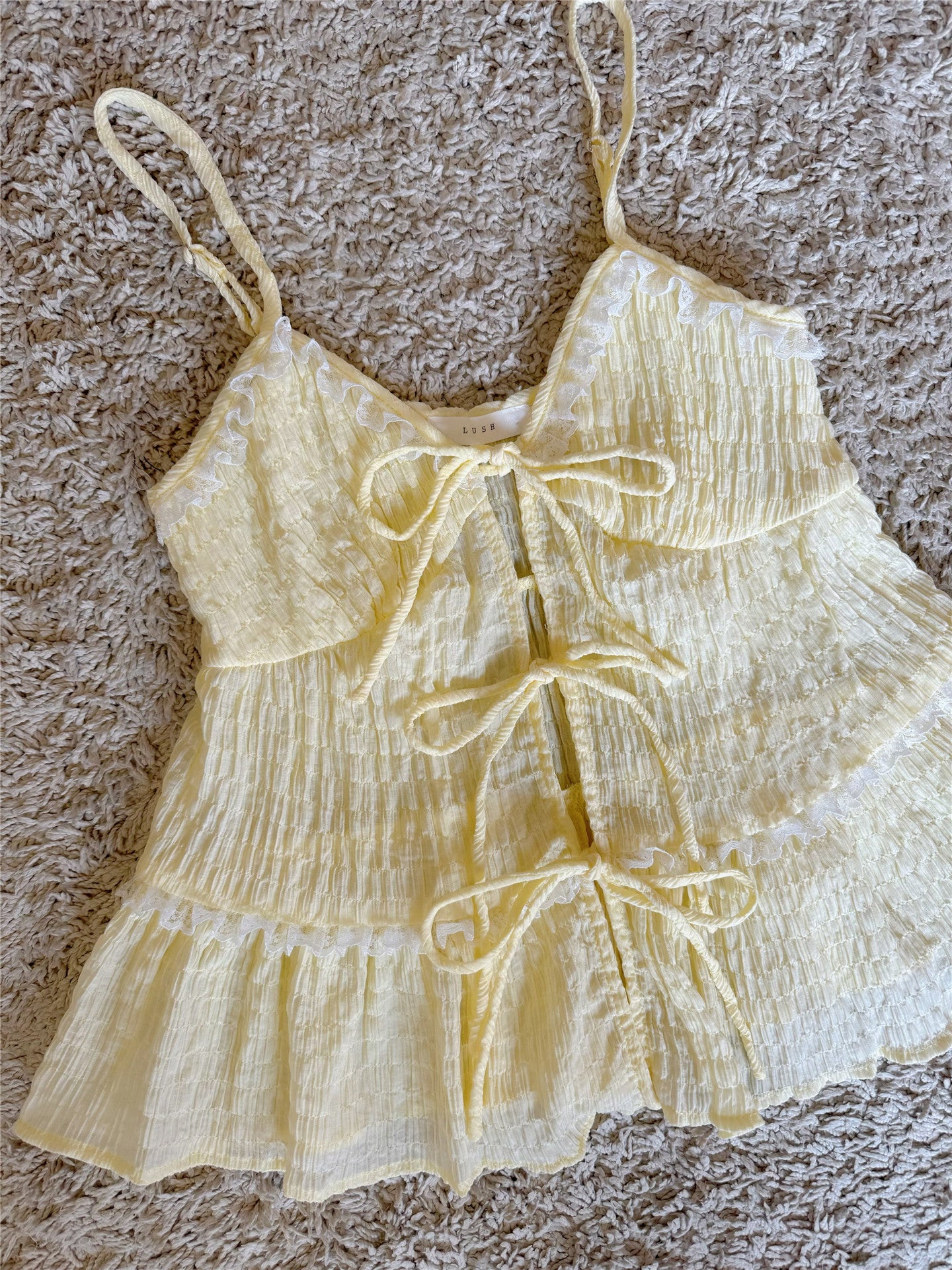Front Multi-Tie Lace Trim Tiered Cami Top