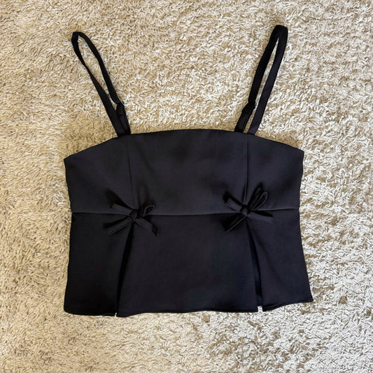 bow pressed pleats layered cropped suspenders