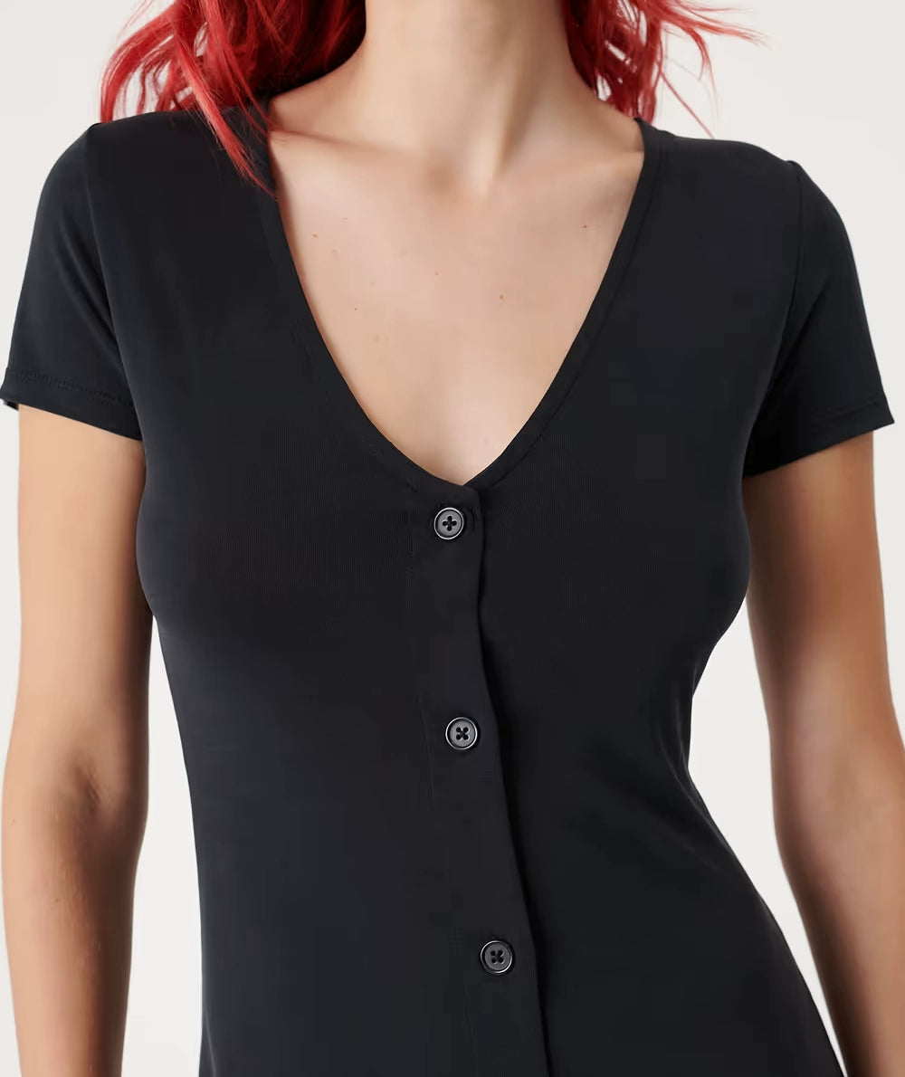 black V-neck short-sleeved knitted dress