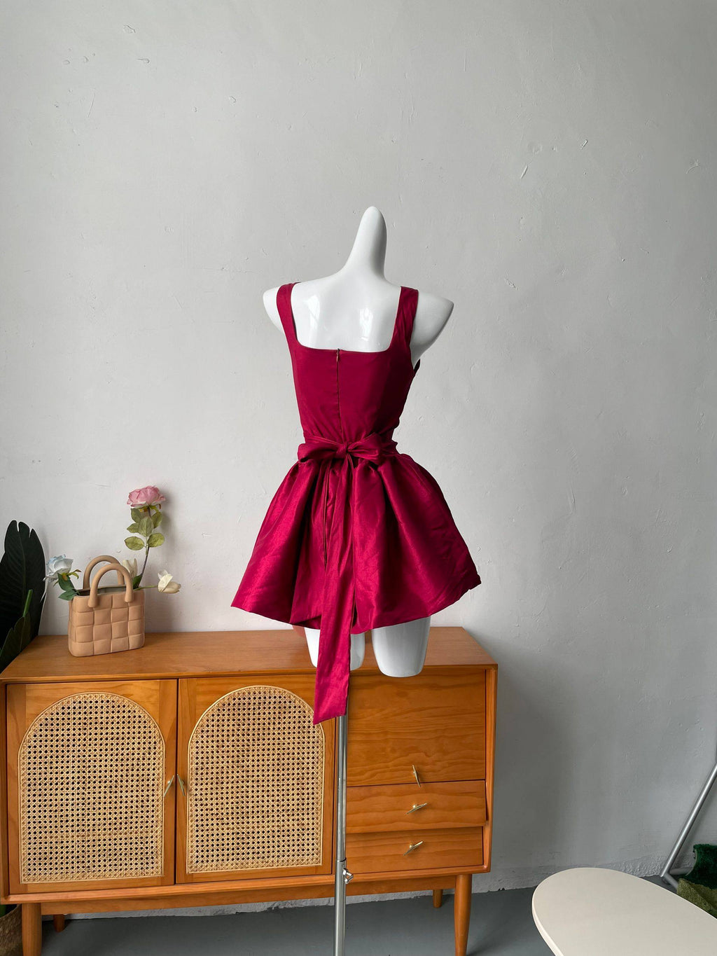 camisole waist slim sleeveless mini dress in red