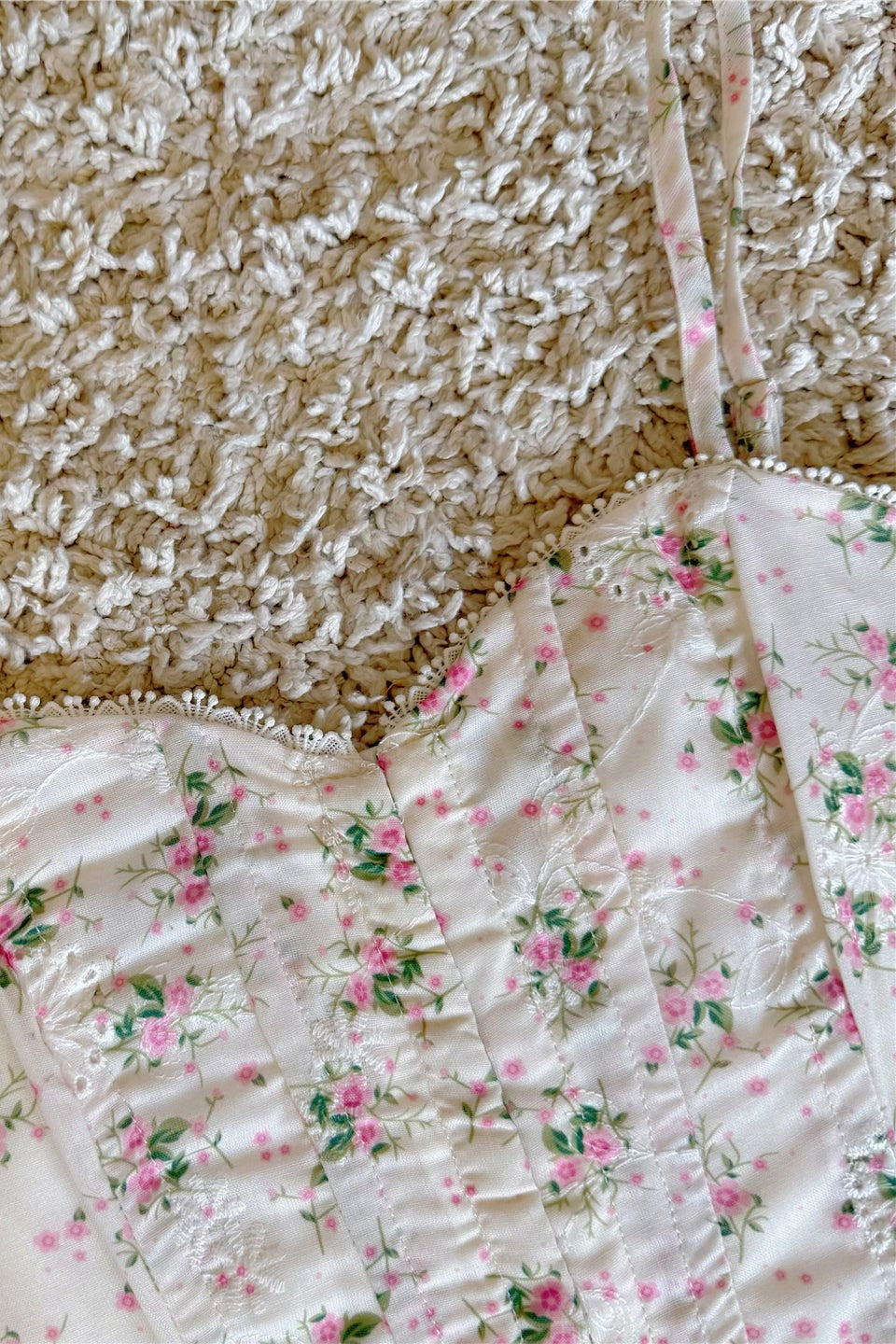 floral embroidery hook lace slim high-waisted cropped suspenders