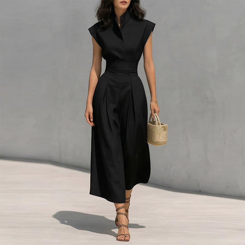 black sleeveless waist maxi dress
