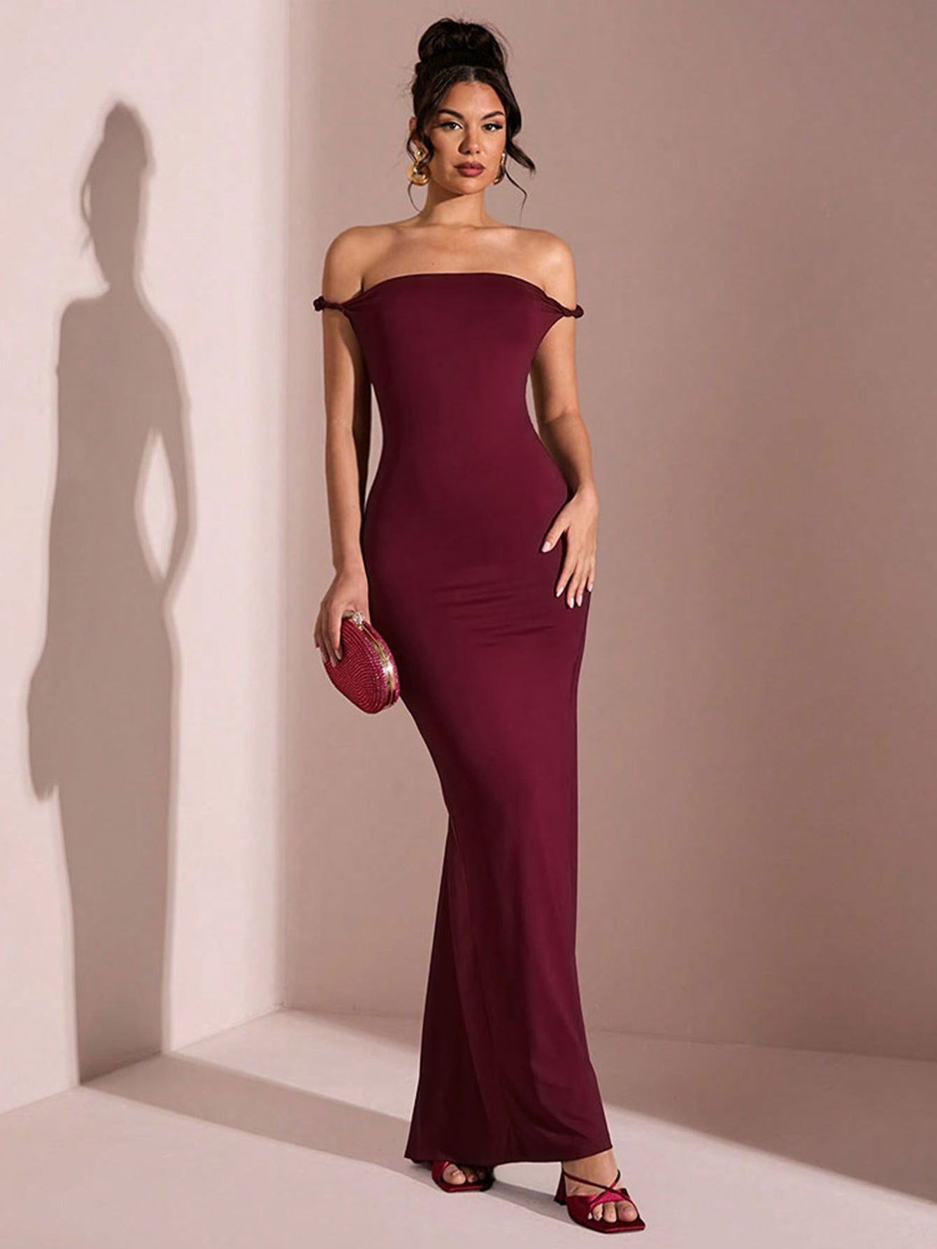 merry red Off-the-shoulder backless maxi dress