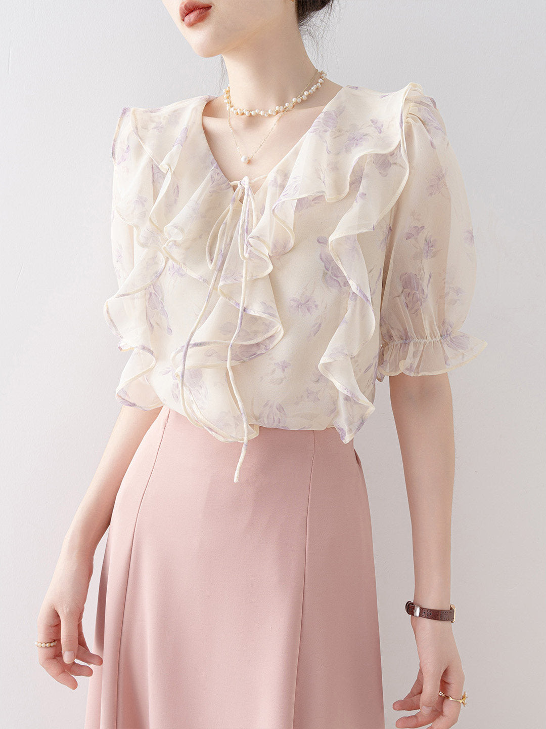 French-style ruffled V-neck short-sleeved shirt
