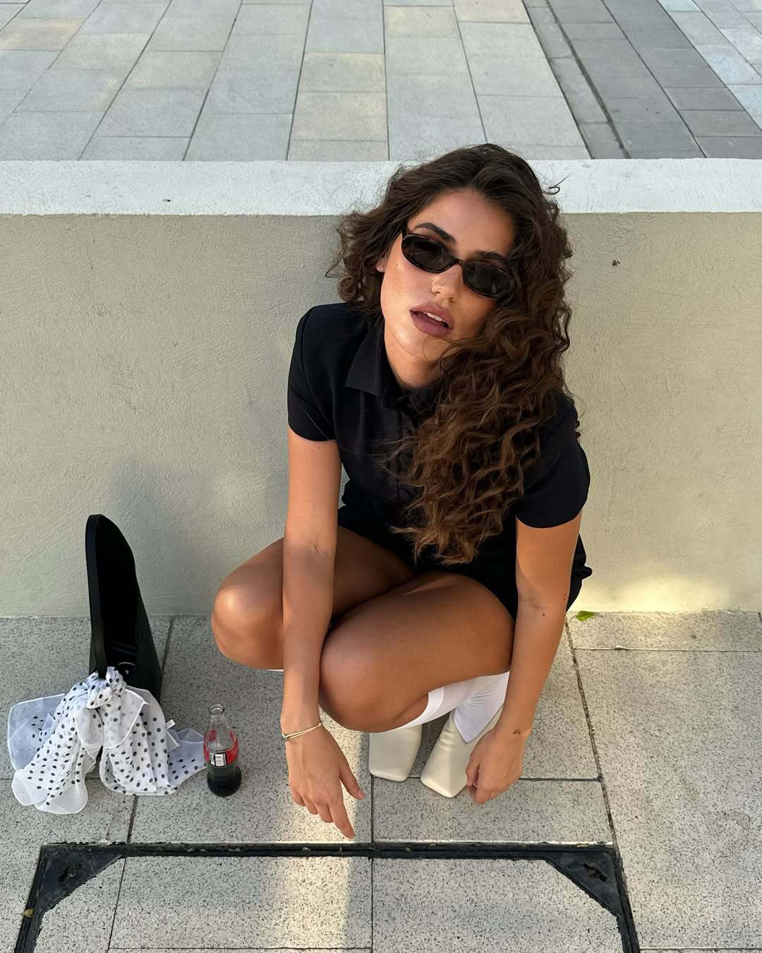 black waist and hip slim lapel mini dress