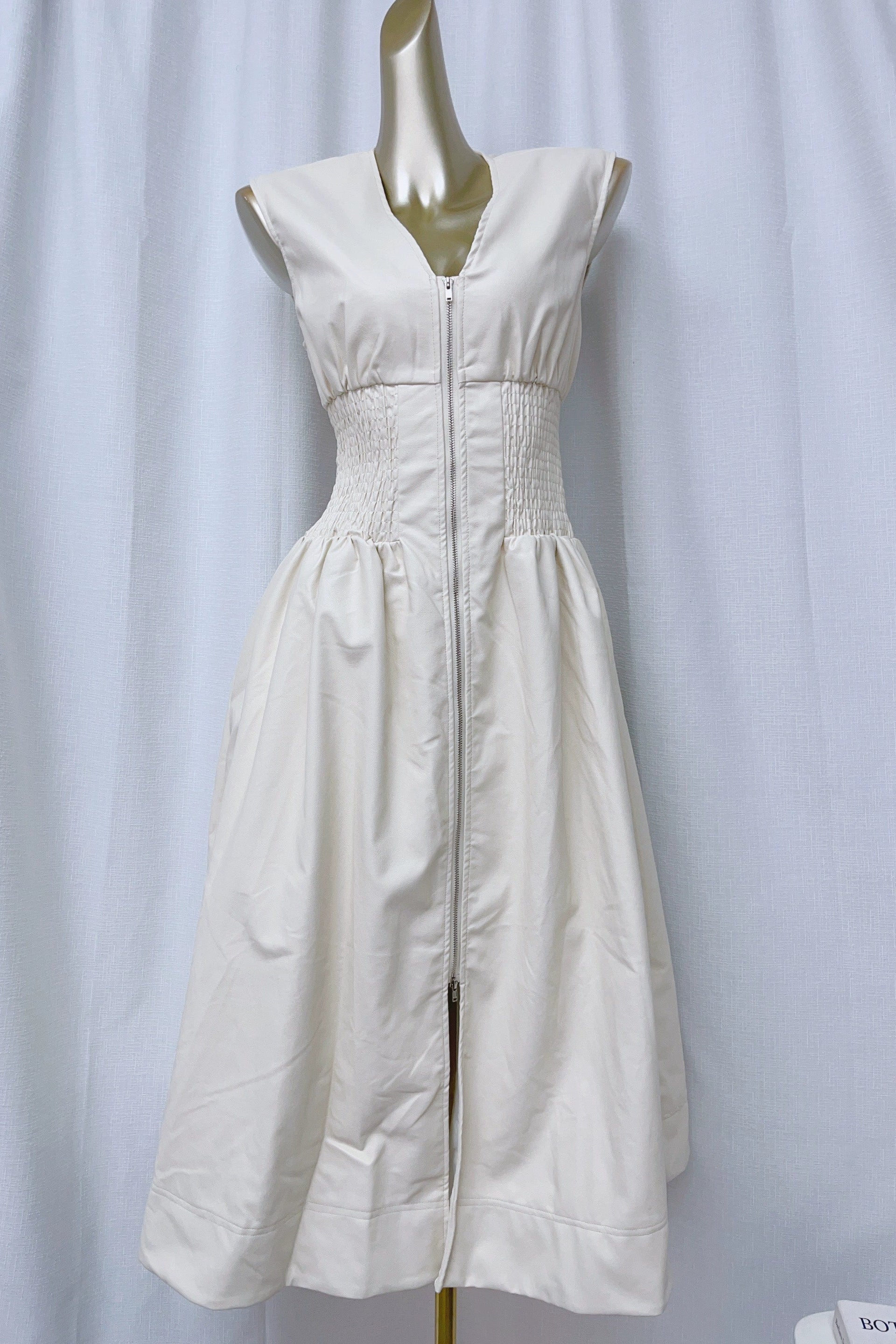 apricot cream stretch waist V-neck shoulder dress