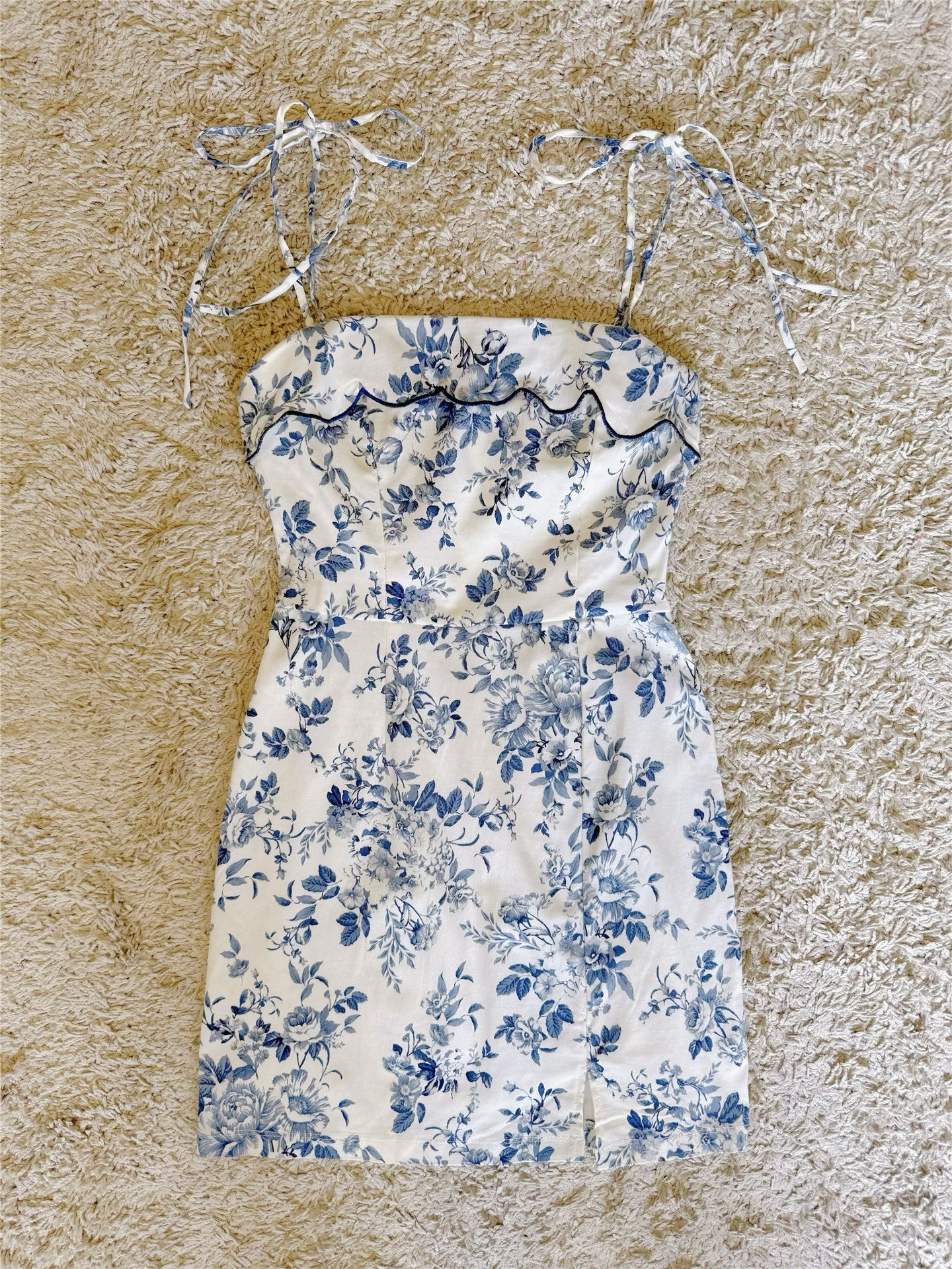 floral side slit lace-up mini dress