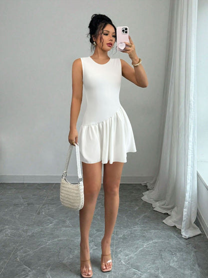 Sleeveless round neck tulip dress