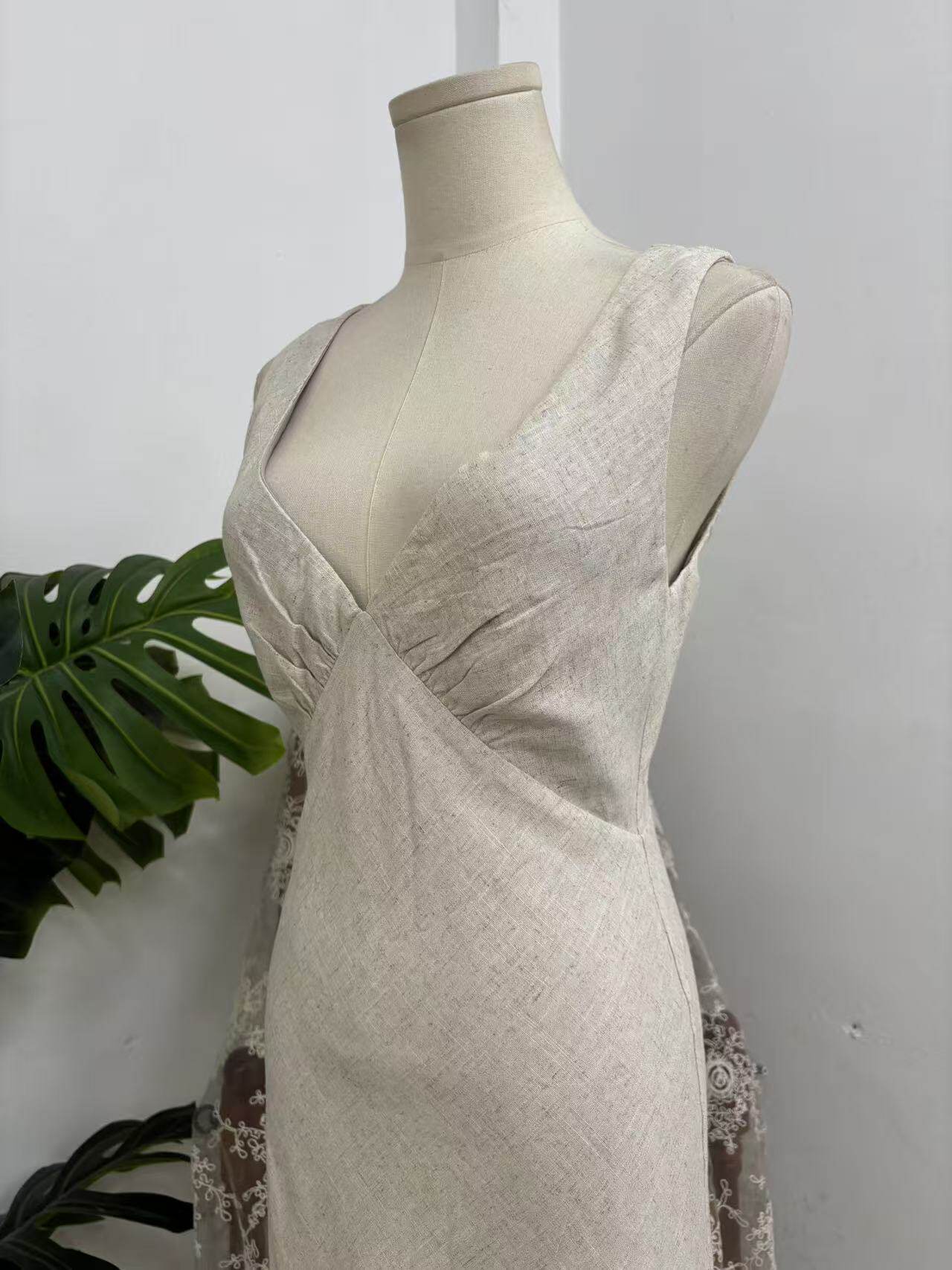 linen V-neck cinched waist dress