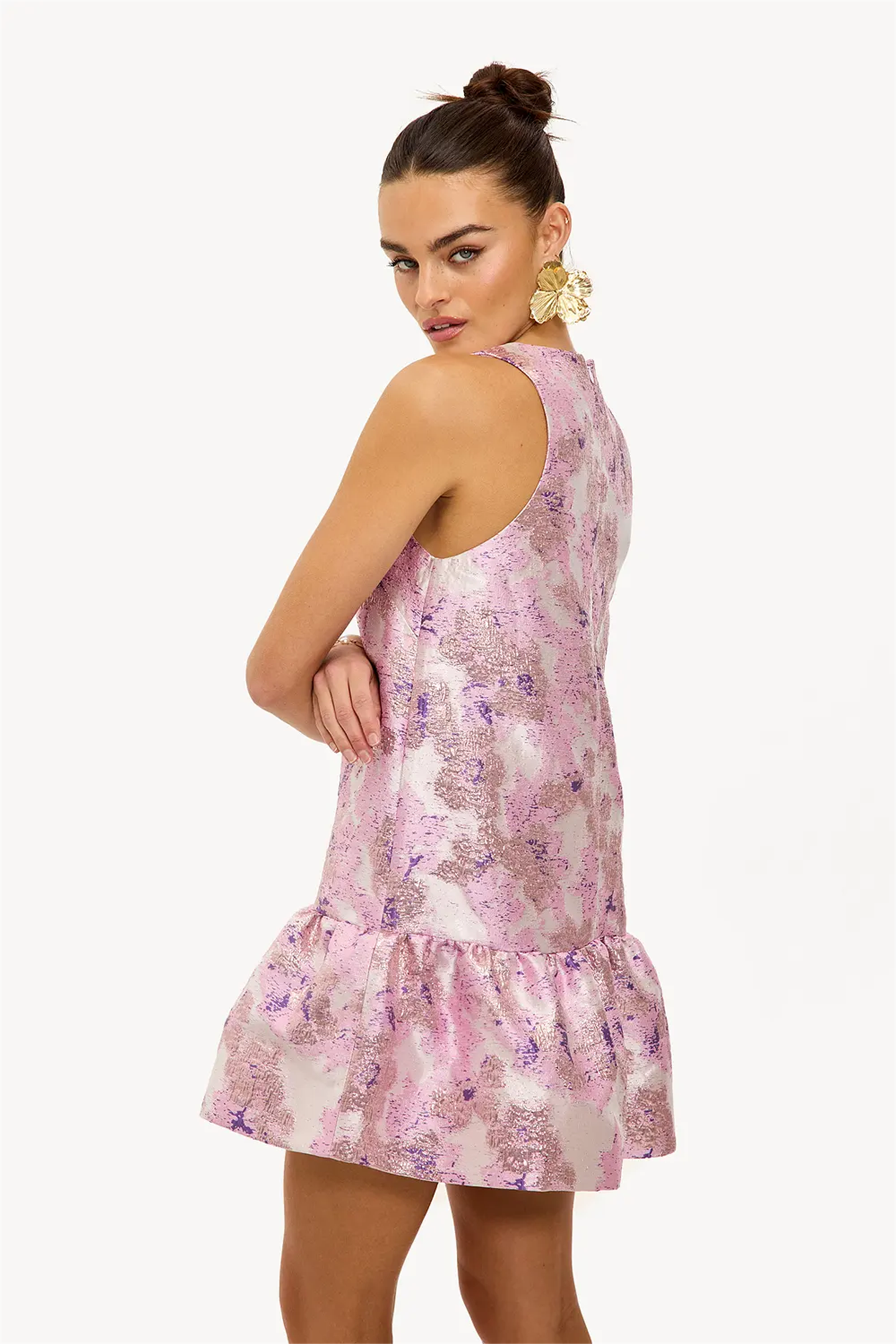 purple printed V-neck puffy mini dress