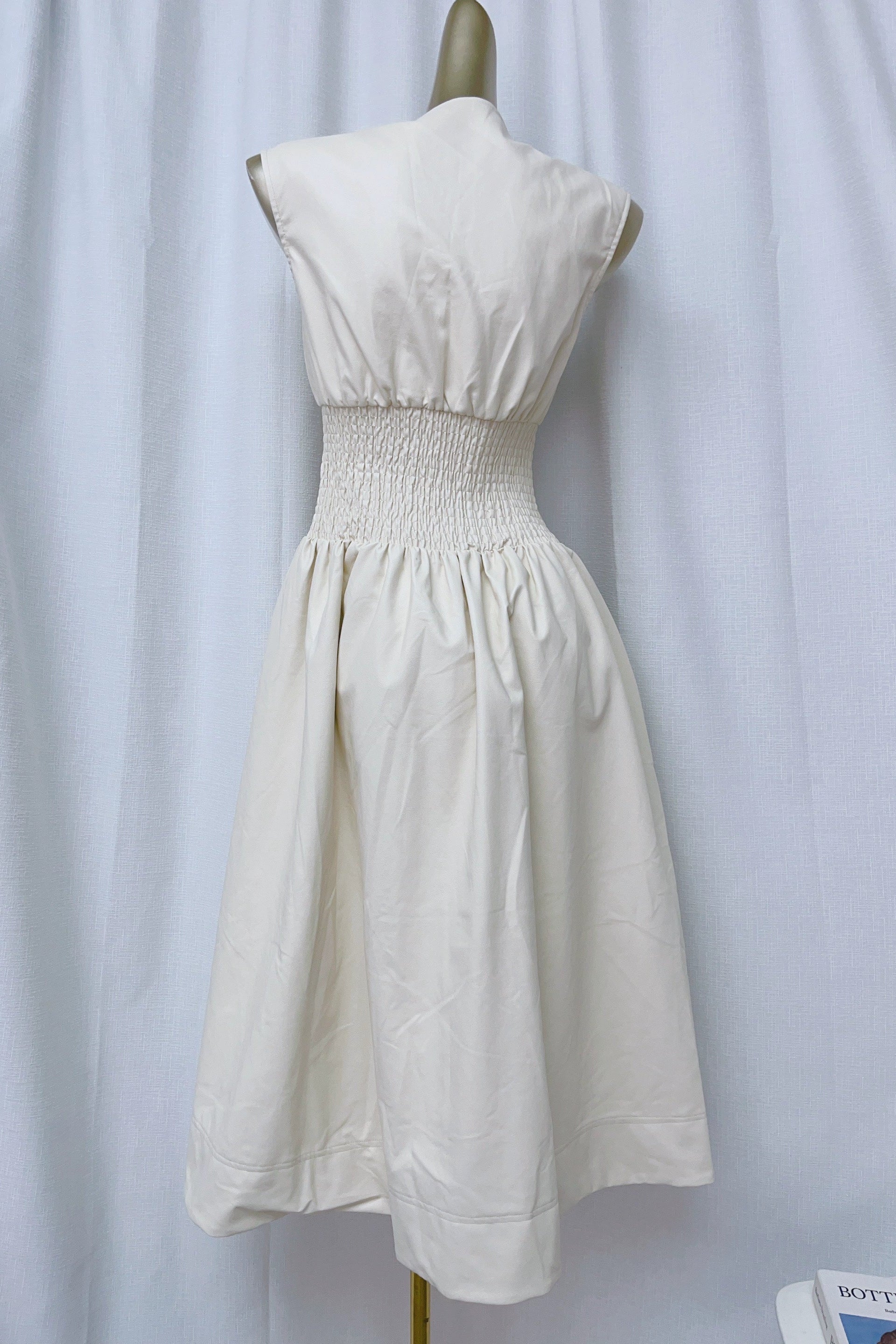 apricot cream stretch waist V-neck shoulder dress