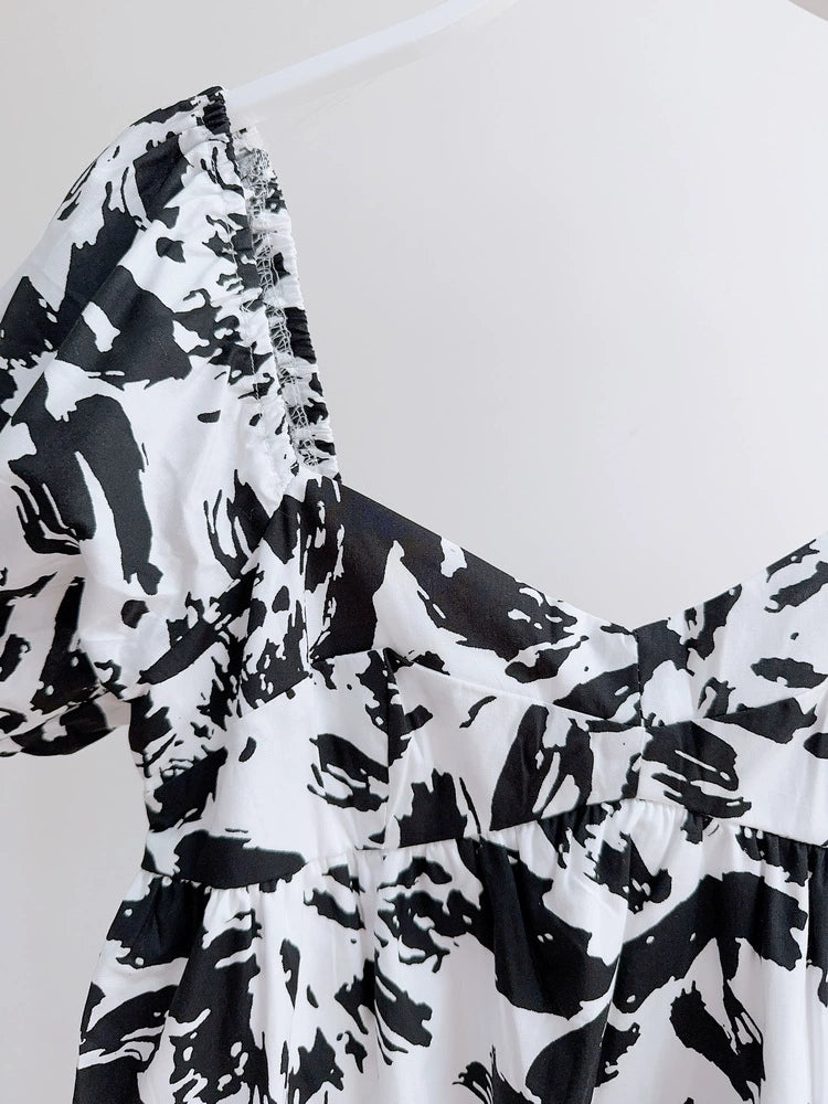 black and white ink painting floral puff sleeve  dress