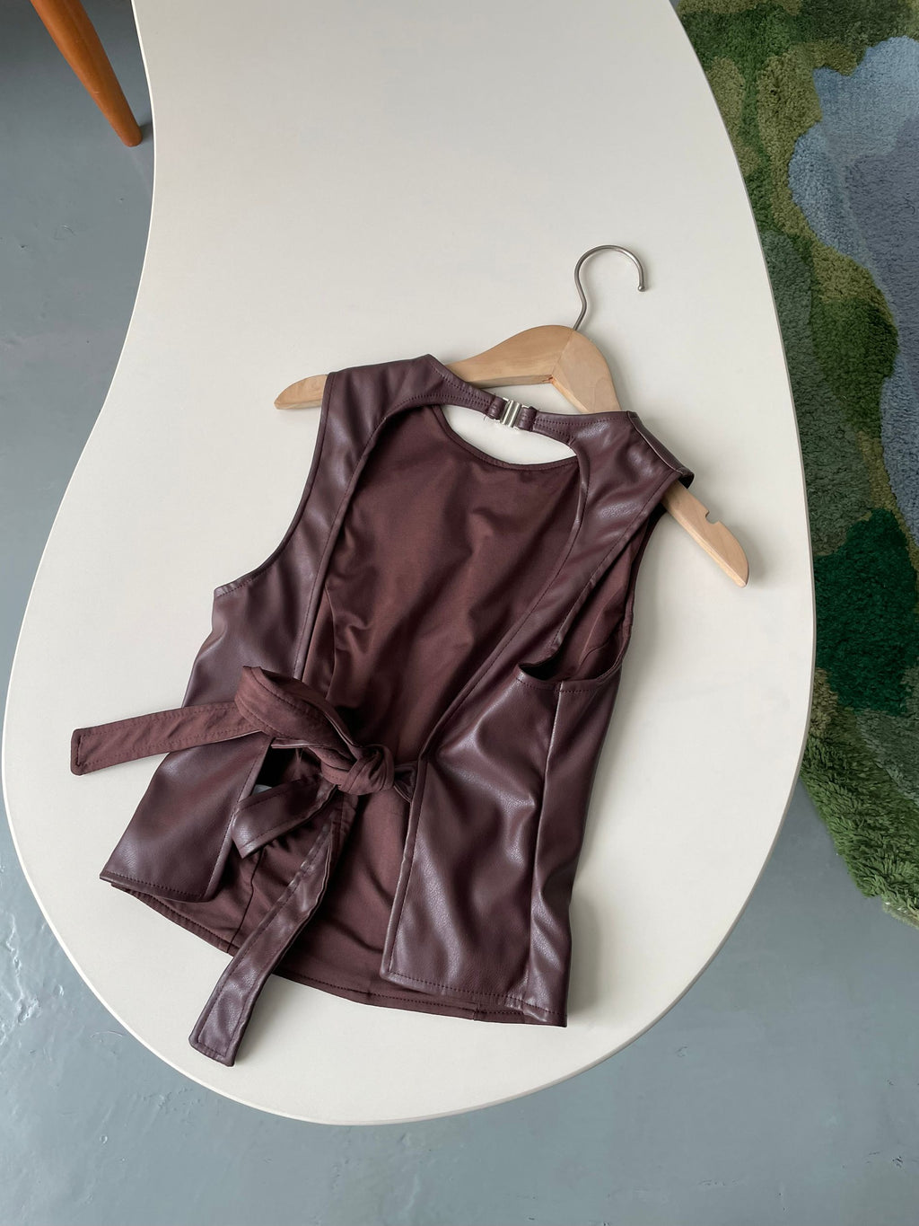 brown backless bow strap sleeveless top