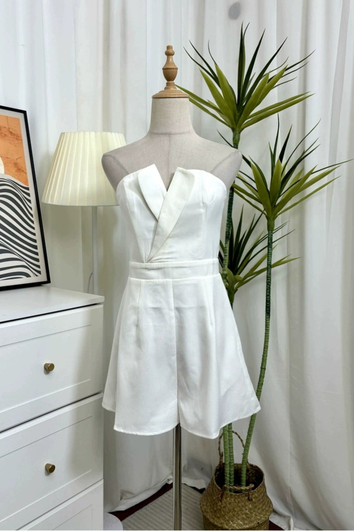 white V-neck herring bone bandeau one-piece shorts