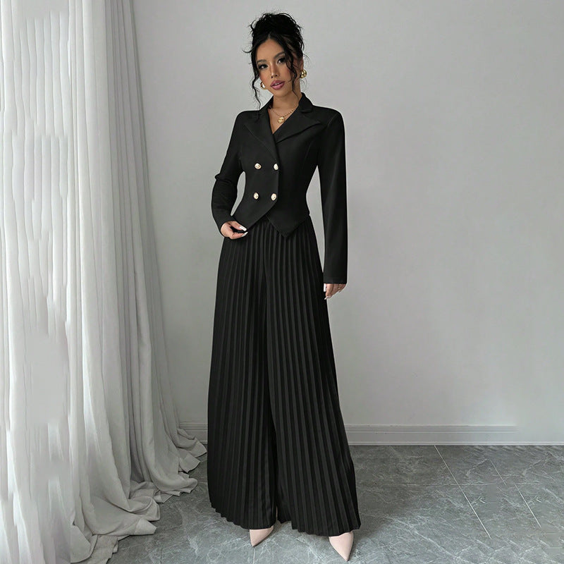 black long-sleeved suit
