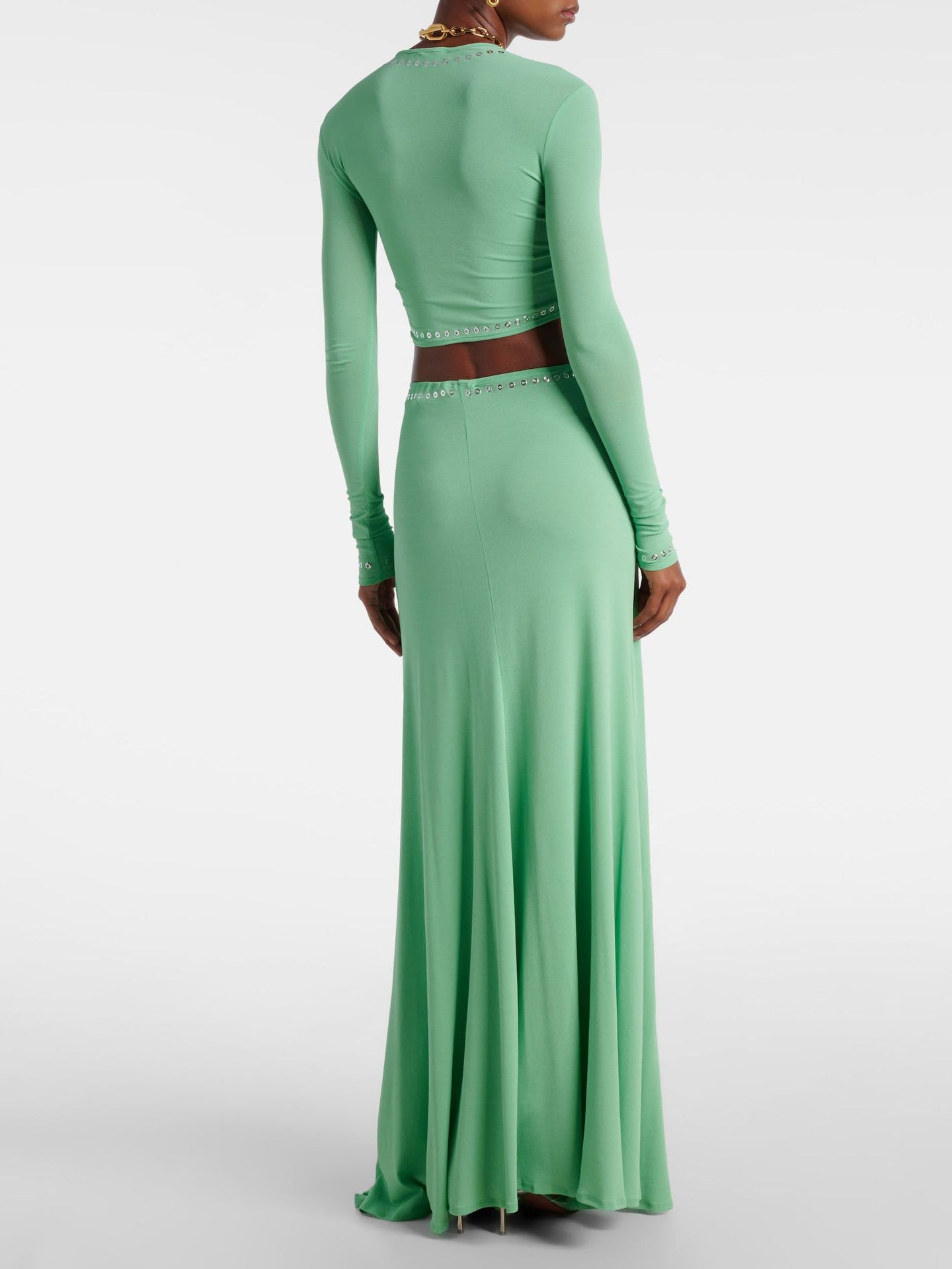 green long-sleeved  low-cut high-slit dress