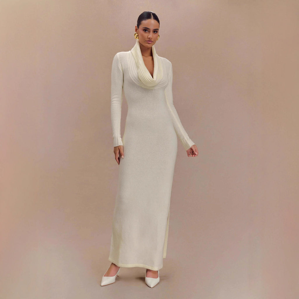white Long-sleeved bodycon maxi dress