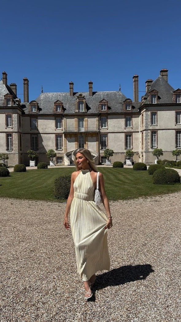 Backless tie-waist pleated long dress