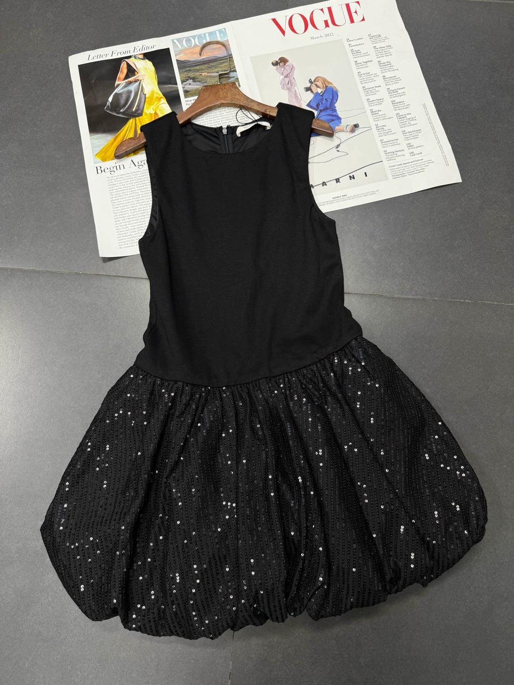 black lantern skirt sleeveless sequin dress